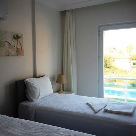 Moonlight Villa *