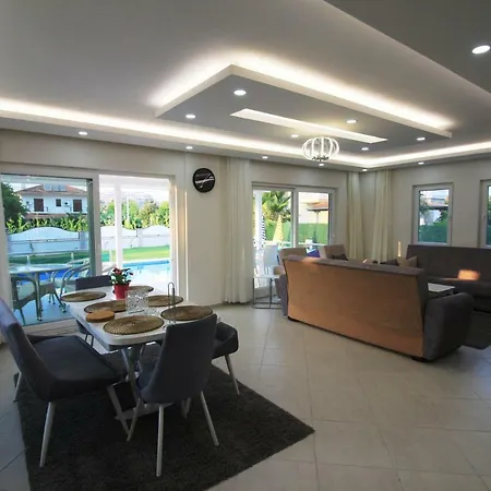 Villa Moonlight *